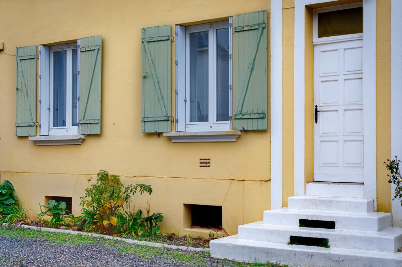 Appartement Centre Et Gare à Pied - Parking Et Patio Vannes